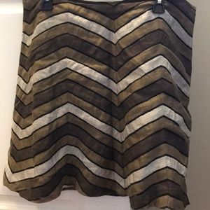 Limited A-line short skirt